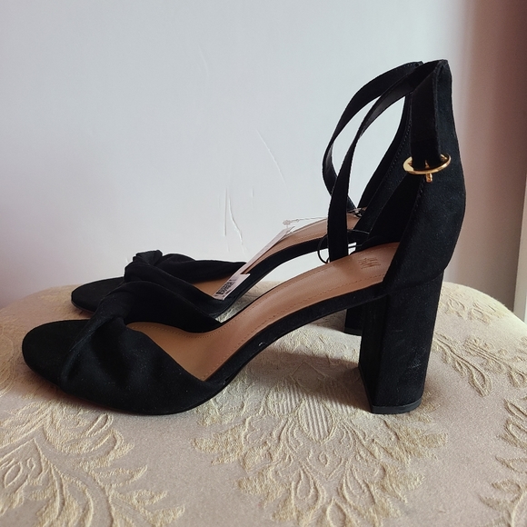 H&M Black Heels - Picture 6 of 12
